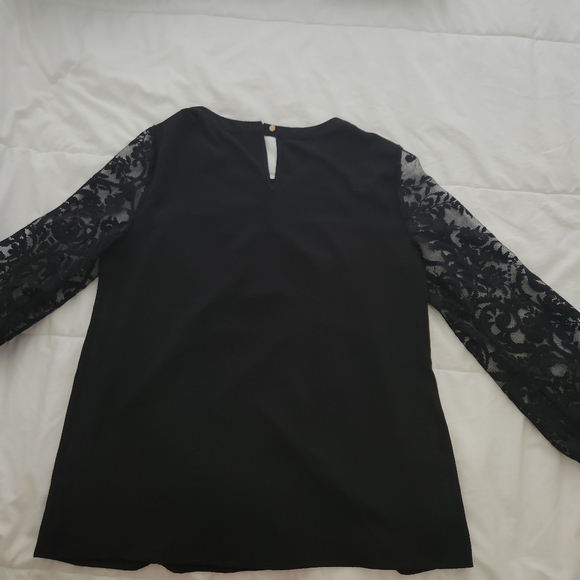Black Blouse Size M - Picture 13 of 13